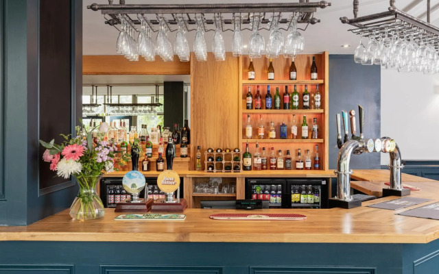 The George Hotel