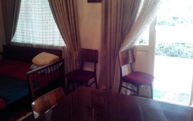 Guest House On Brtskinvale St. 51