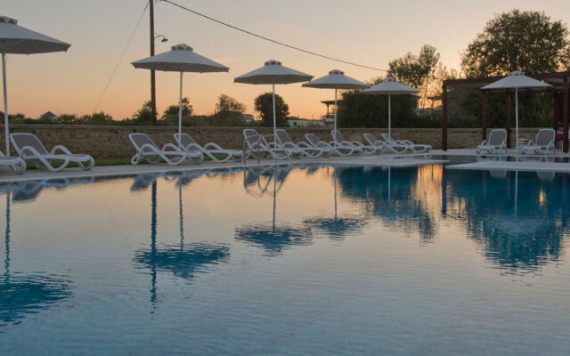 Niriides Luxury Villas