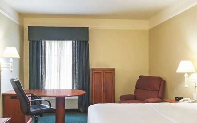 La Quinta Inn & Suites Covington