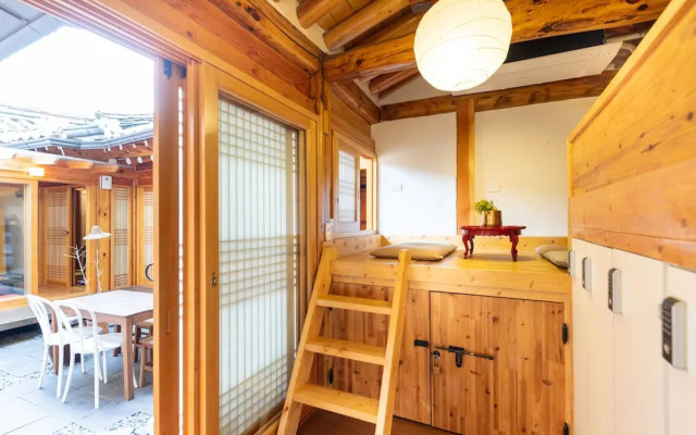 Open Real Luxury Korean Hanok
