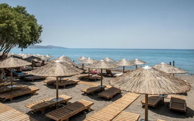 Ianthi Suite by Nymphes