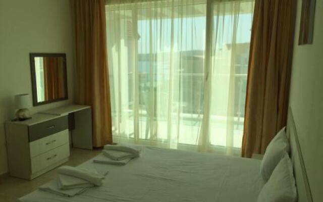 Sea Life Apartments Sinemorets