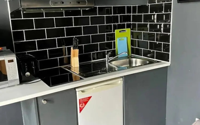 Modern studios Close to Hyde Park