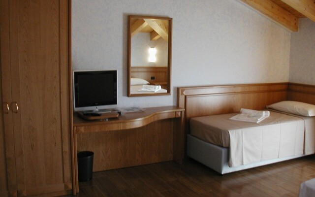 Azzano Holidays Bed & Breakfast