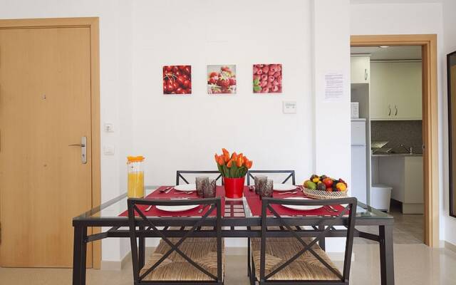 Charmsuites Nou Rambla Apartments