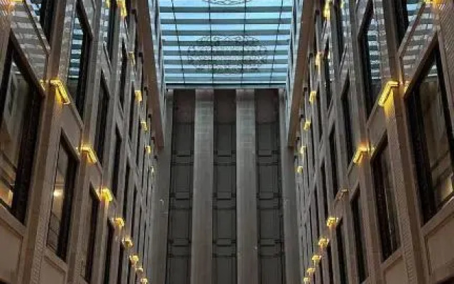 Violet Hotel