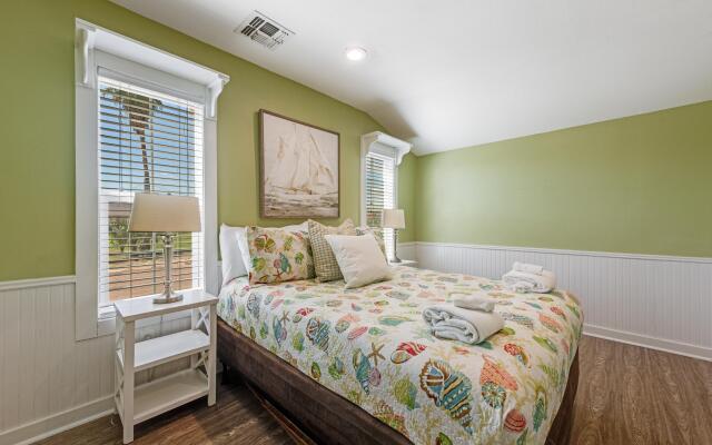 Hurricane Harbour Ss523h Cottage