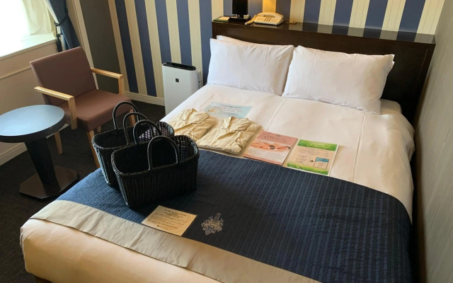 Avlonya Hotel