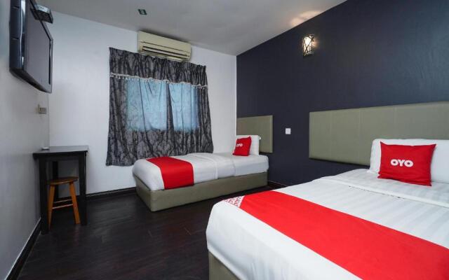 OYO 89895 Senses Budget Hotel
