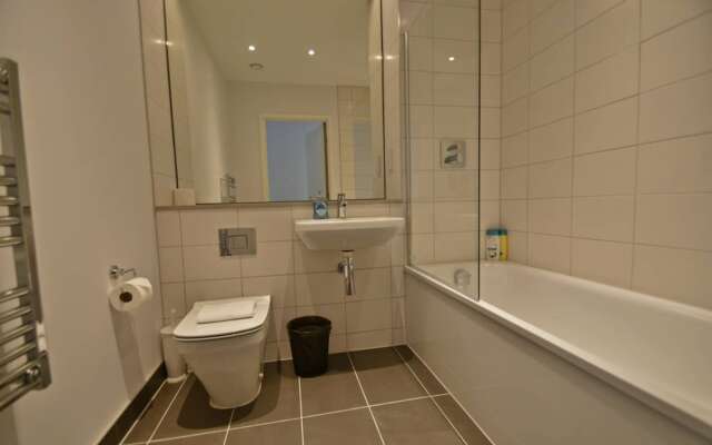 Modern 2 Bedroom Apartment in Green Gate