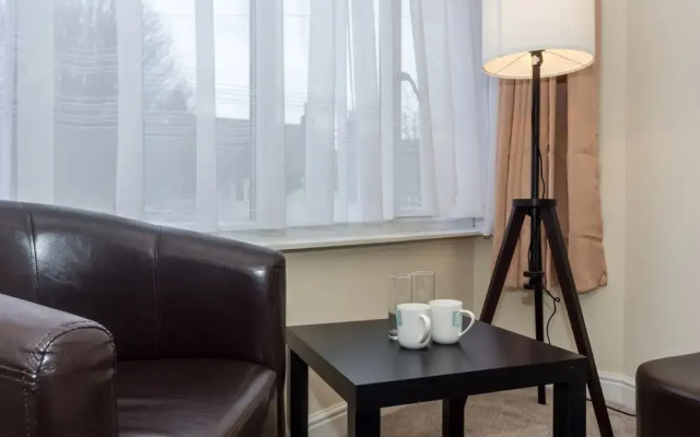 Waves Hotel