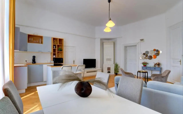 Design apartament in Calea Victoriei