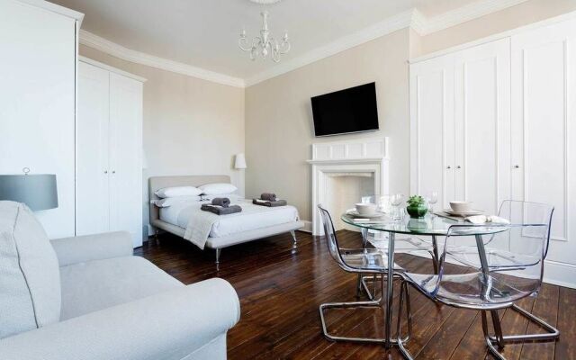 Veeve - Chelsea Rooftops