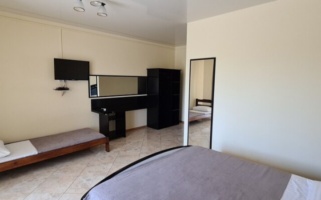 Nar Motel