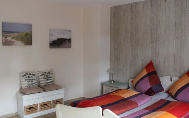 Micha in the House Michaela