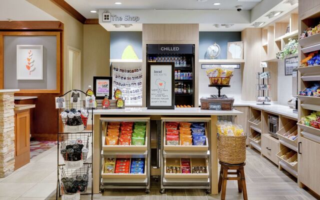 Hilton Garden Inn Milwaukee Airport