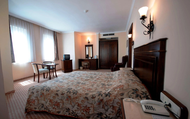 Montania Town hotel