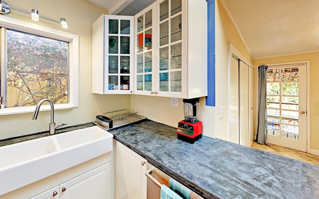 224 W Micheltorena Street House