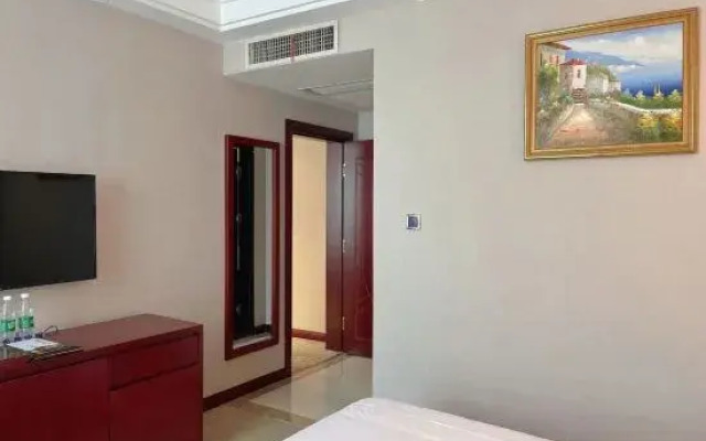 Huaggang Deerfu Yiaihu Hotel