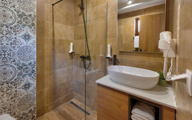 Hotel Sinan Han