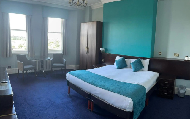 Royal Clifton Hotel