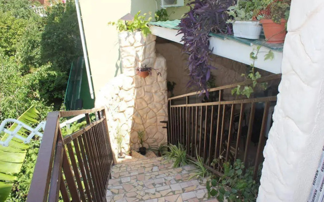 Marina Guest House