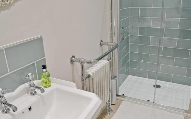 Abbeydale Town House