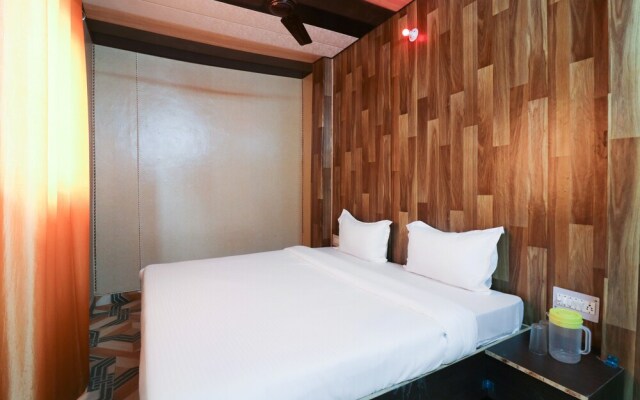 Spot On 60106 Taj Tourist Home