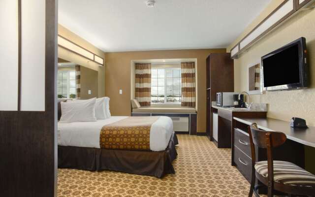 Microtel Inn & Suites by Wyndham Williston