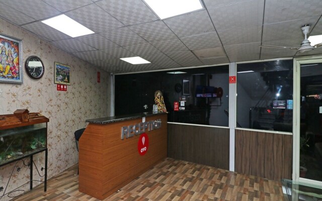OYO 5049 Hotel Doon