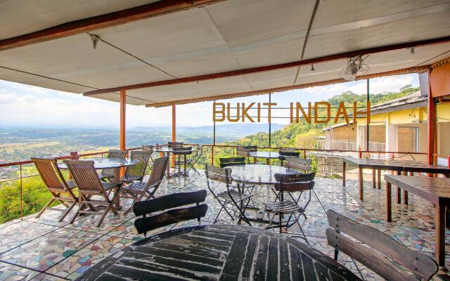 OYO 1159 Bukit Indah Hotel and Restaurant