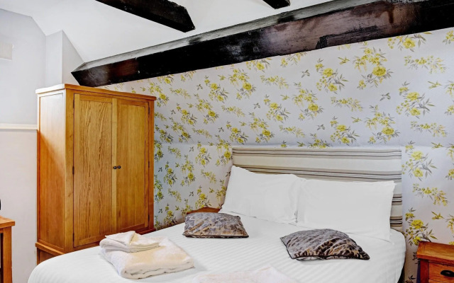 Dovecote Hotel