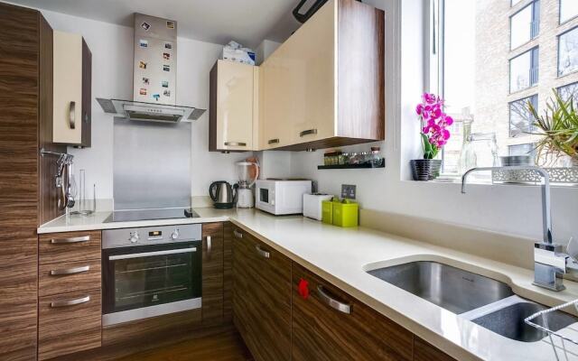 Gorgeous new 1bed Flat w/ Balcony