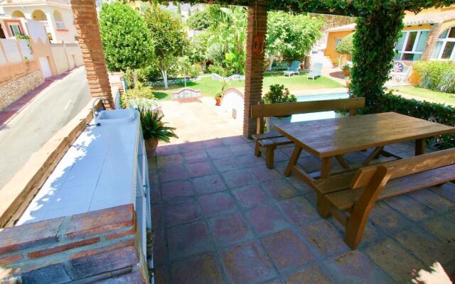 4Br Villa Milana Private Pool Sea Views Wifi 3 Mins Drive To The Beach