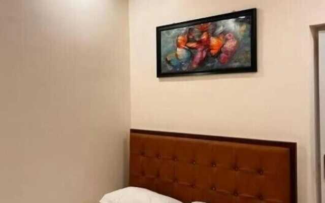Izi Airport Stay