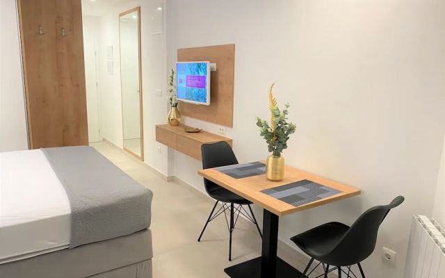Villa Fani - Apartments and Rooms