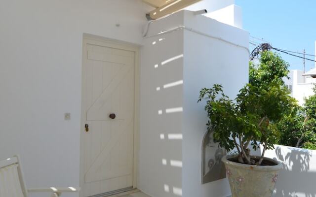 Nufaro Traditional Studios