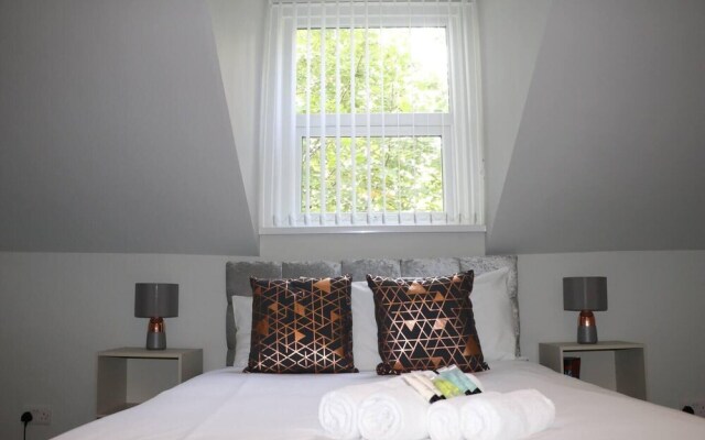 So-fresh So-clean Beautiful 3-bed House n Belfast