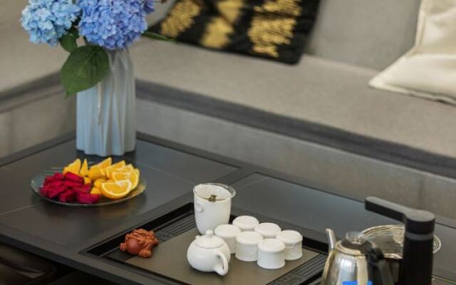 Walking Mountain Country Moganshan French Hot Spring Light Luxury Meishu