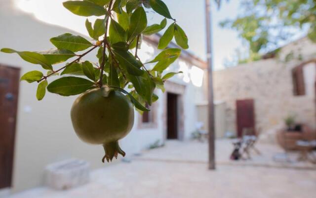 Oinoessa Traditional Boutique Houses