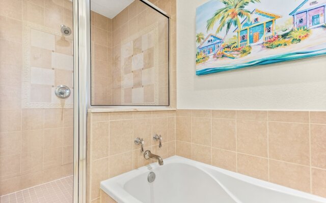 Rvh_332r Poolside 3 Bedroom Apts