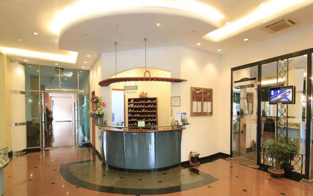 Pan Horizon Executive Residences
