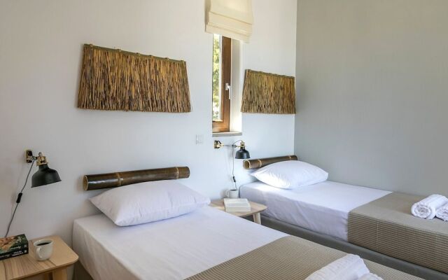 Syra Suites