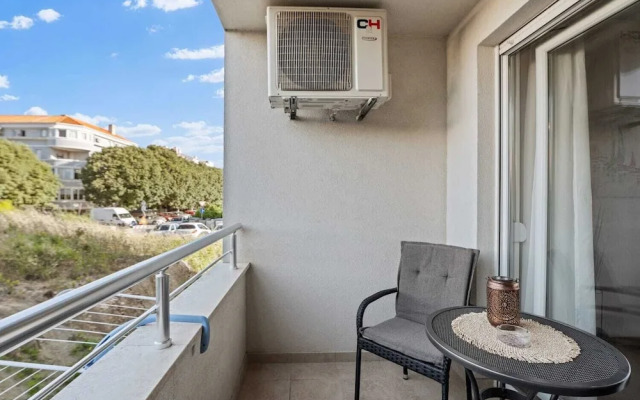 Apartment Maya by Litto.