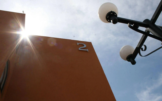 Sunrock Hotel and Suites