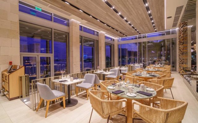 Renaissance Cancun Resort & Marina