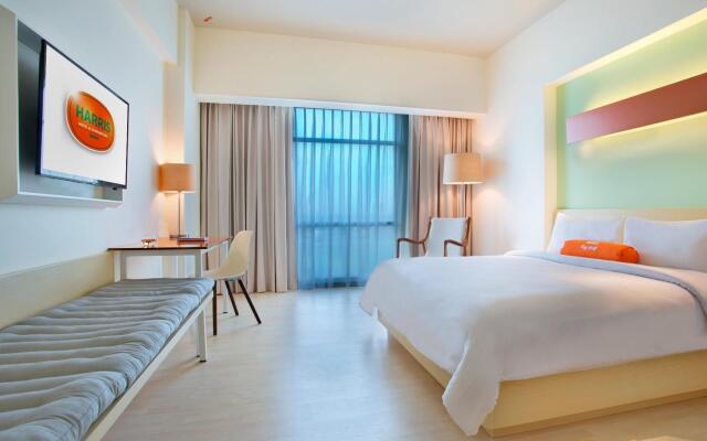 HARRIS Hotel & Conventions Bekasi