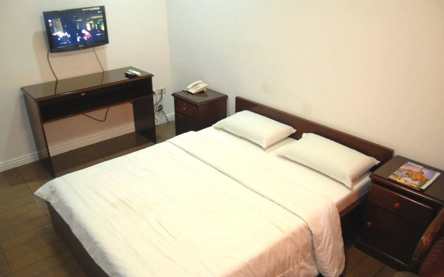 Rumi Apartelle Hotel