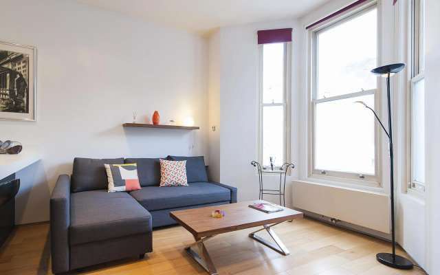 Fg Property - Earls Court Warwick Road
